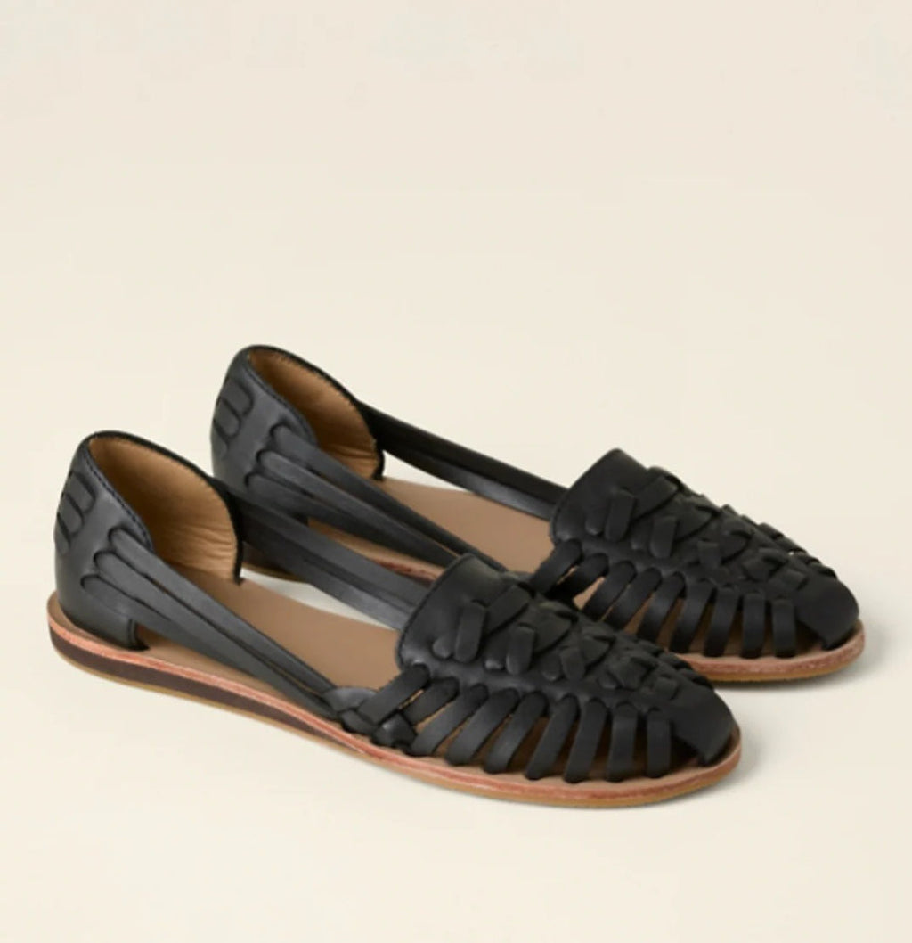 Woven leather sandals with a closed toe