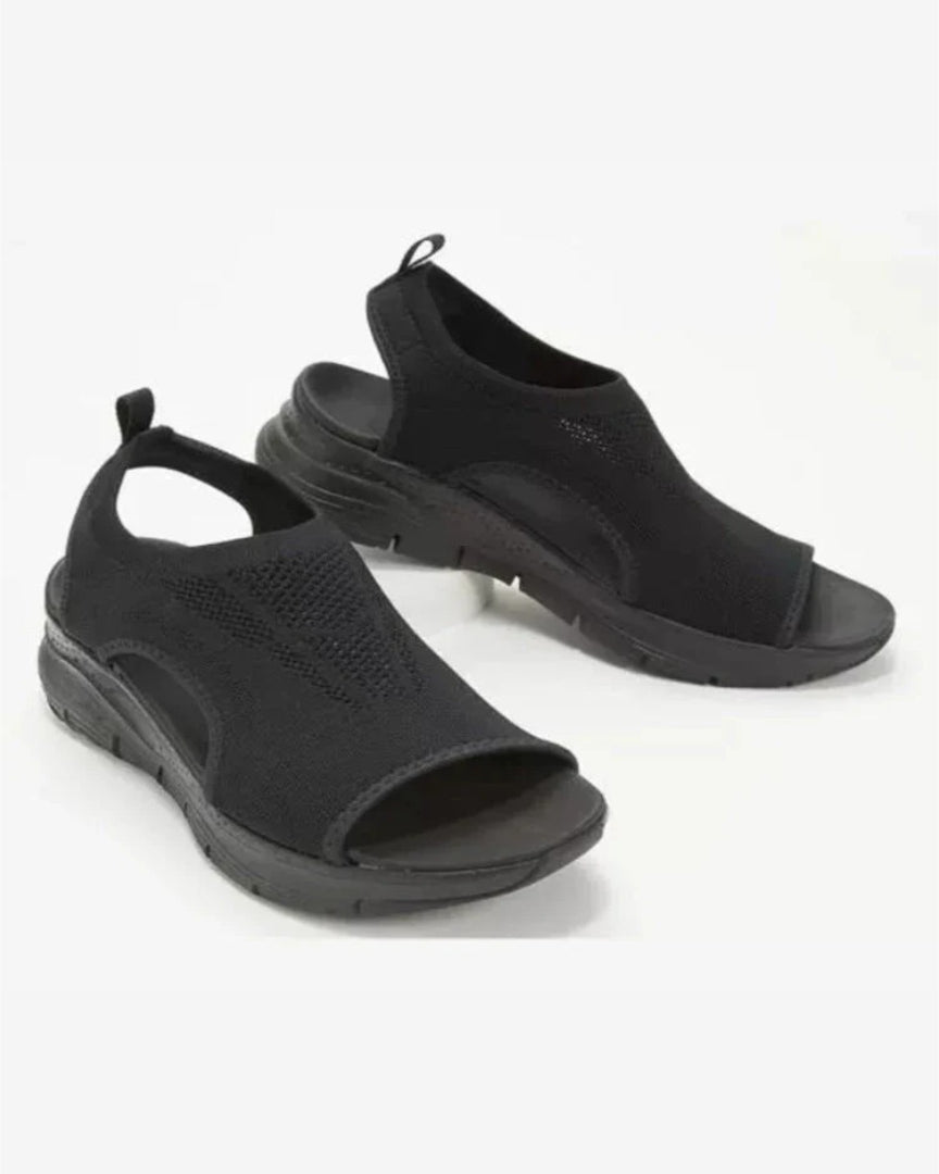 Sporty slip-on knit sandals with open toe