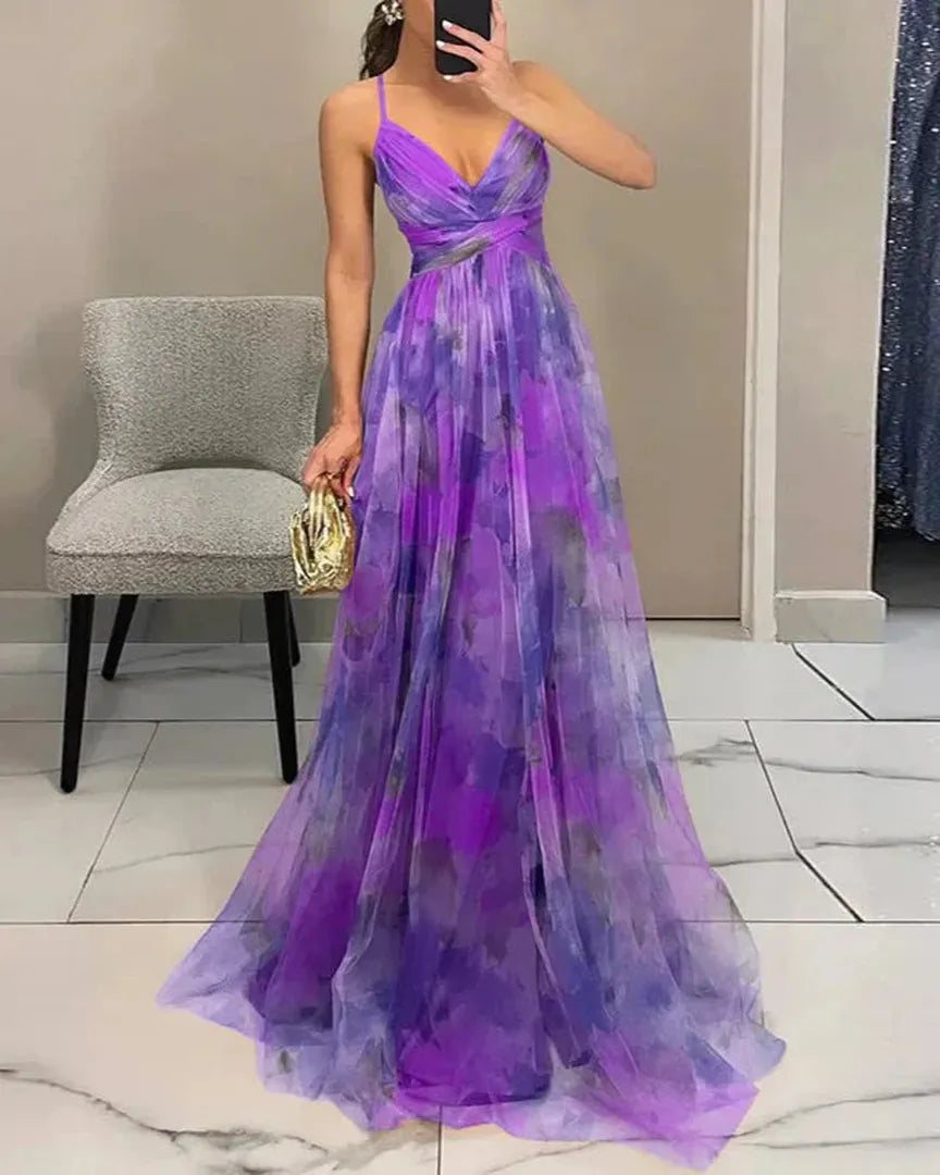 Pleated floral maxi dress with spaghetti straps and V-neckline