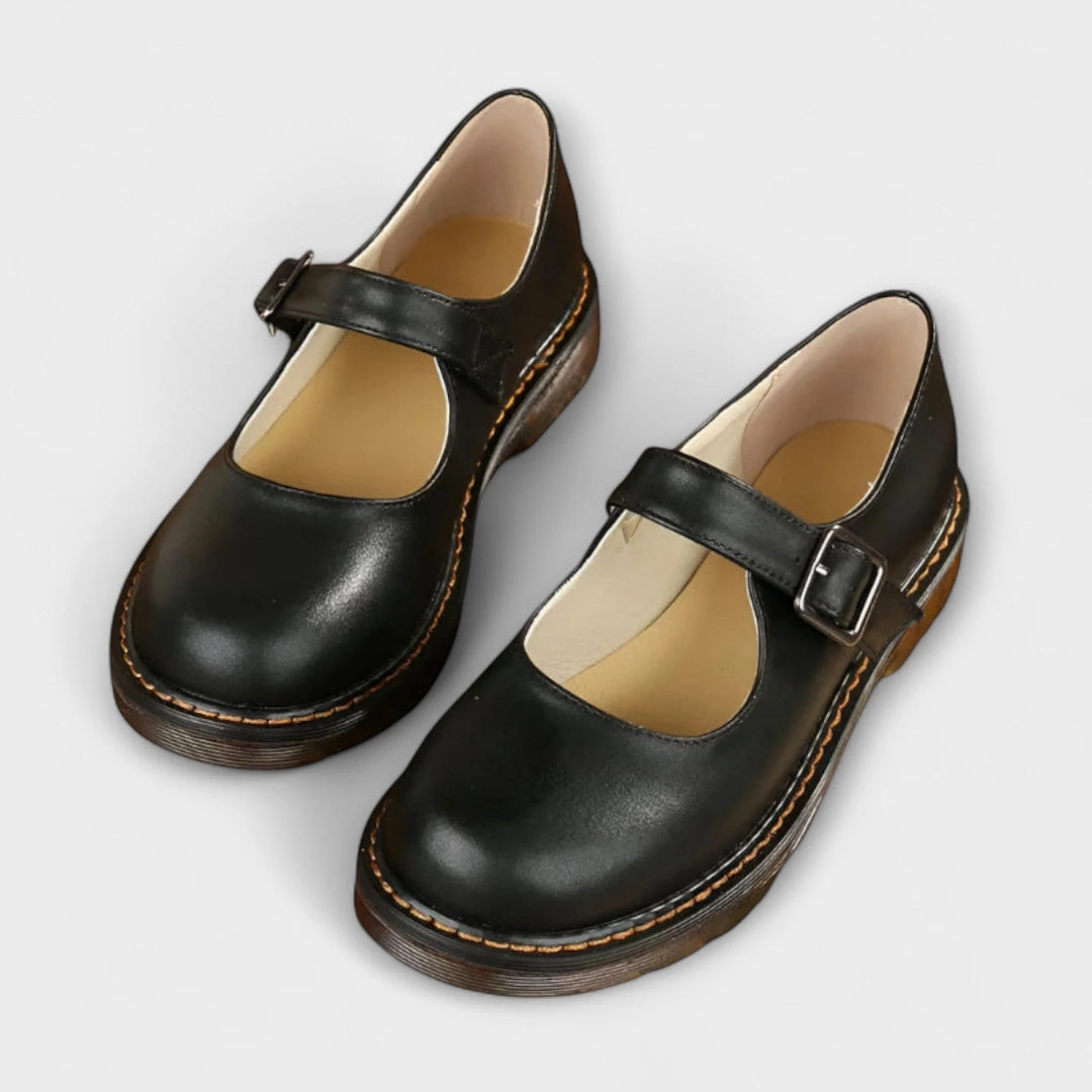 Leather Mary Jane ballerinas with strap and buckle