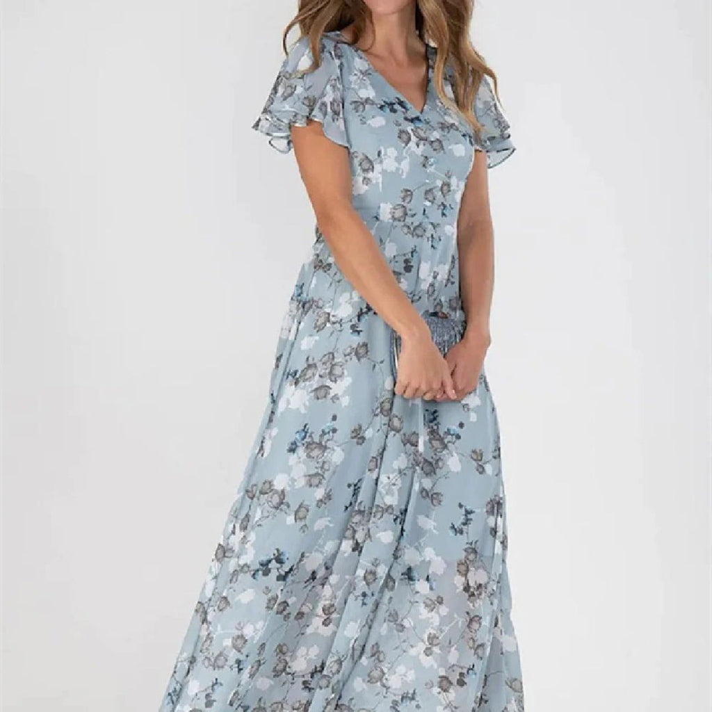 Maxi dress with floral print, V-neckline, and ruffled sleeves