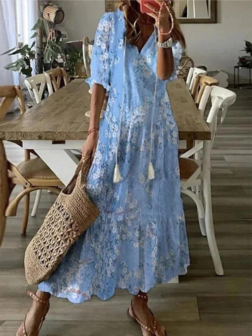 Boho style maxi dress with floral pattern and V-neckline
